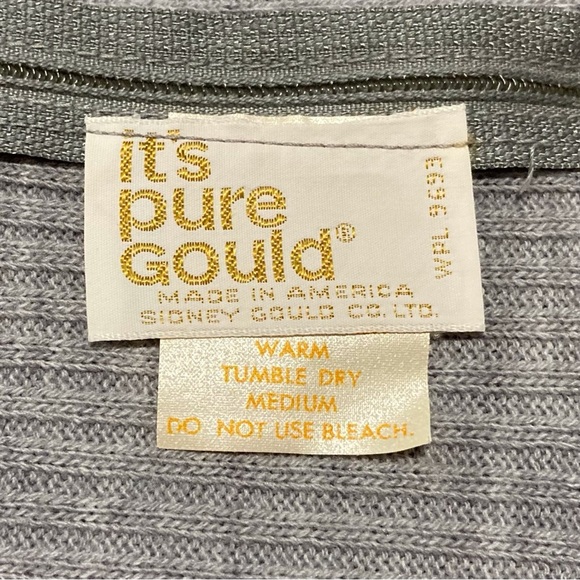 Vintage Sidney Gould Women's Gray Turtleneck Sweater | Dead Stock - NWT - Picture 5 of 10